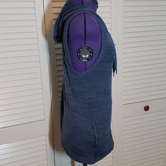 Active life Open Back Hoodie, Zippered Size Large - Picture 5 of 5